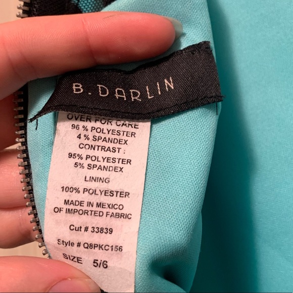 Women’s dress - Picture 7 of 8